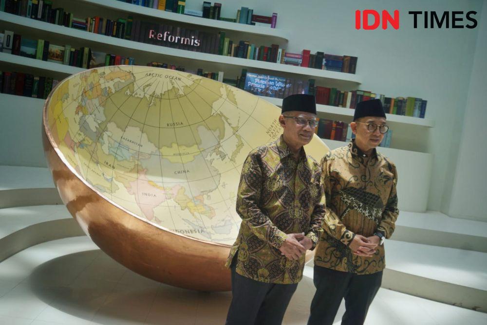 Menteri Kebudayaan, Fadli Zon berjanji untuk membantu memperkaya koleksi Museum Muhammadiyah yang berlokasi di Kompleks Universitas Ahmad Dahlan (UAD), Bantul. (IDNTimes/Tunggul Damarjati)