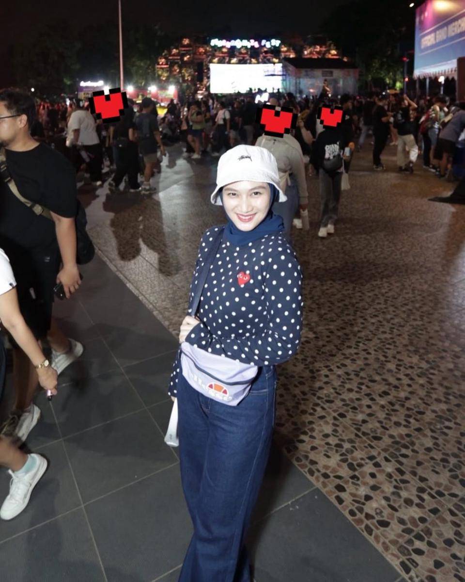 gaya outfit hangout ala Melody Laksani (instagram.com/melodylaksani92)