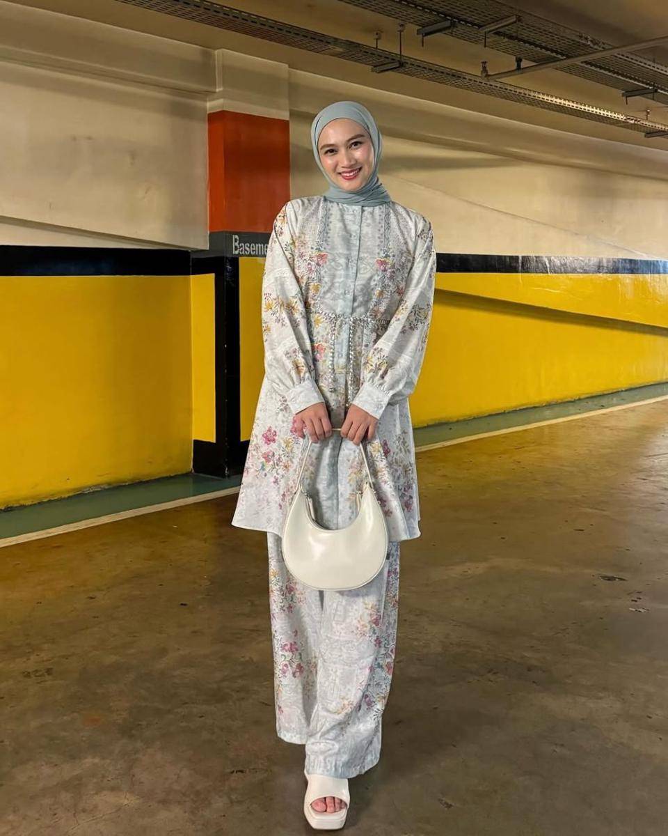 gaya outfit hangout ala Melody Laksani (instagram.com/melodylaksani92)
