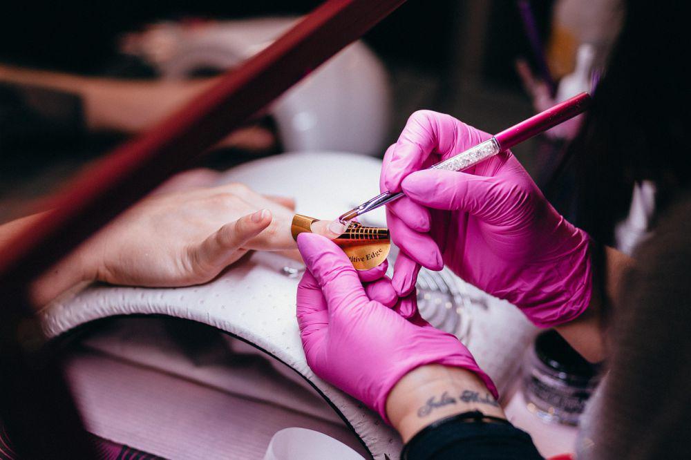 7 Rekomendasi Nail Art Jember, Tempat Nyaman dan Estetik