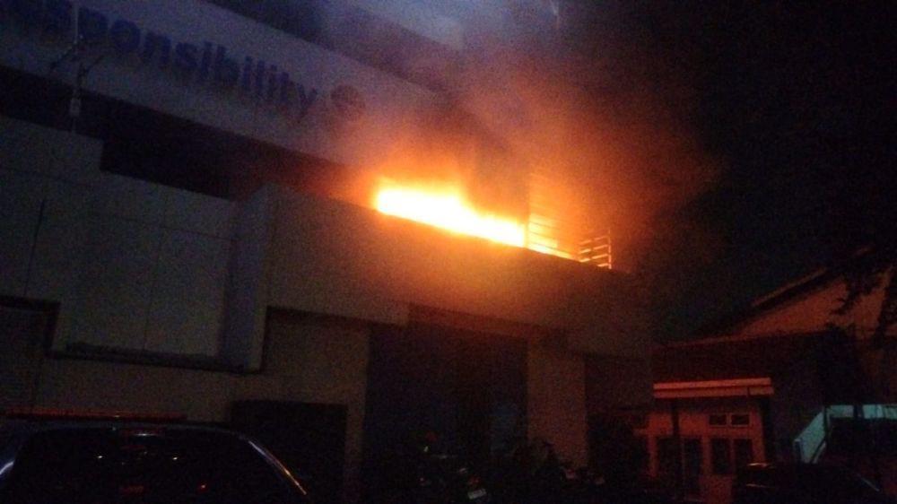 Ruang Server Dishub Jatim Hangus Terbakar