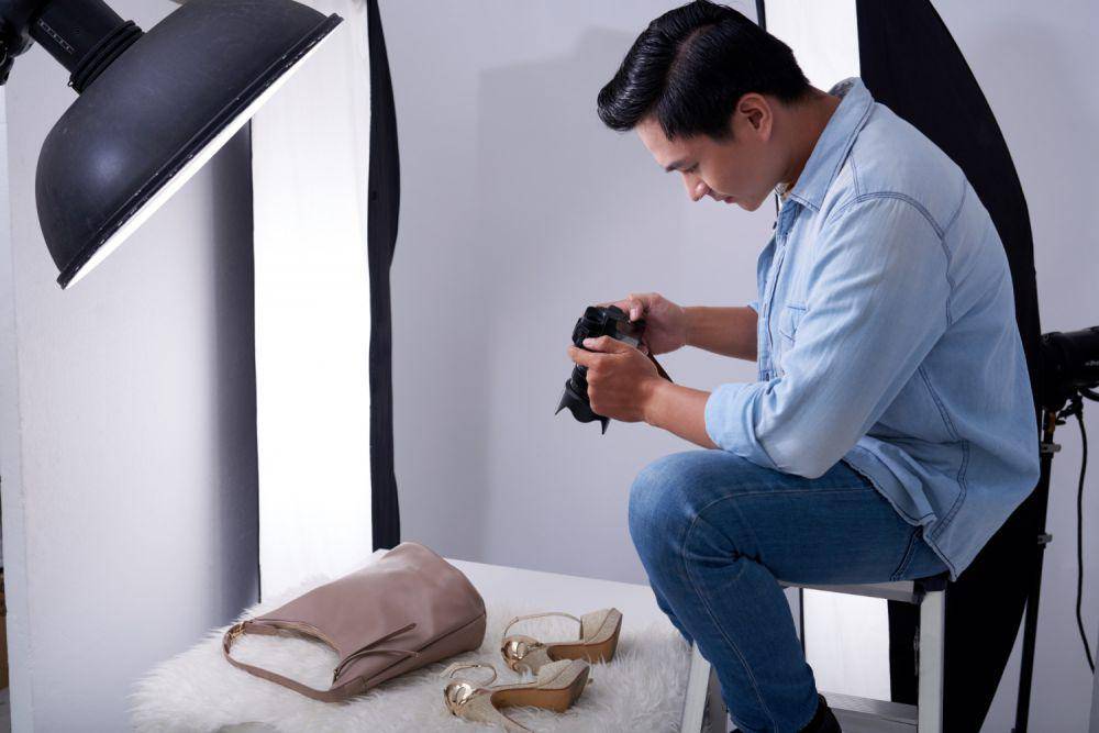 Ilustrasi pria photographer (freepik.com/freepik)