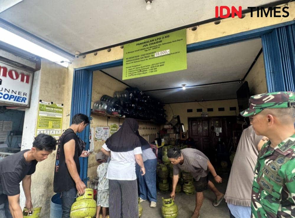 Pangkalan Gas LPG 3Kg Jl. Warujaya Kota Depok. (Dok: Mila Karlina)