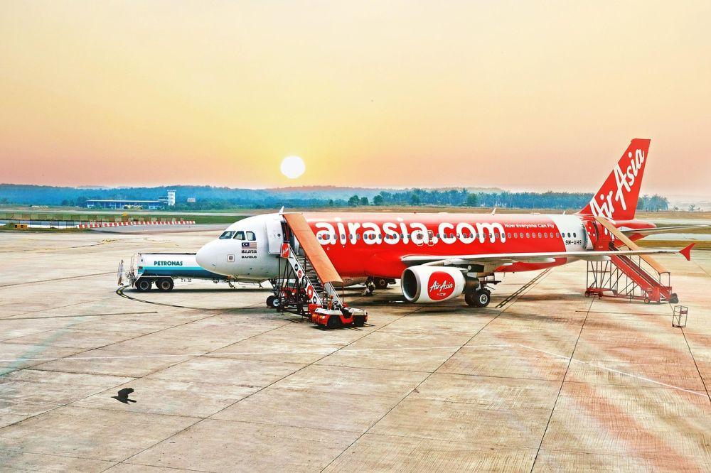 Cara Membeli Bagasi Kabin Tambahan di AirAsia, Ada Cara Hemat!