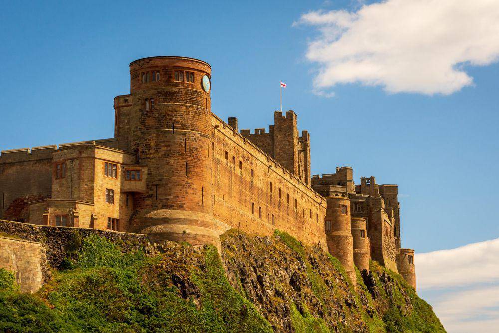 Bamburgh Castle (pixabay.com/ianproc64)