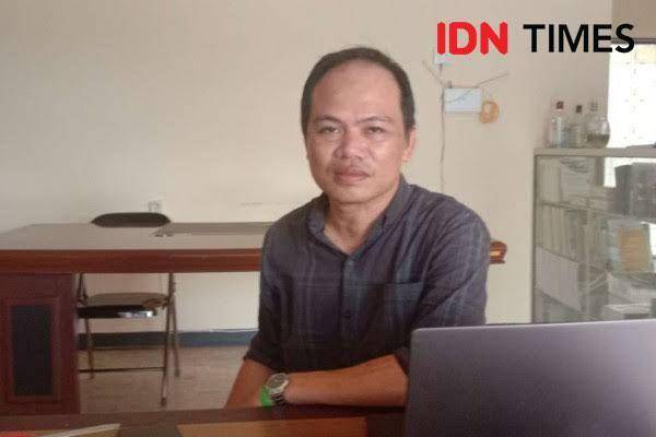 Direktur Eksekutif WALHI NTB Amri Nuryadin. (IDN Times/Muhammad Nasir)