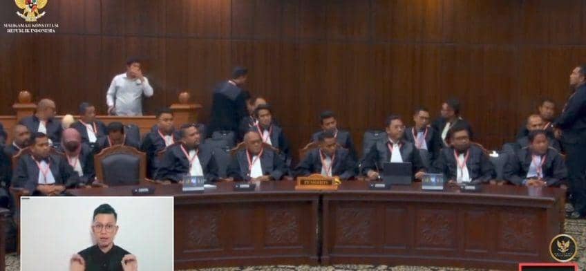 Suasana sidang PHPU Pilkada di MK. IDN Times/ YouTube MK.