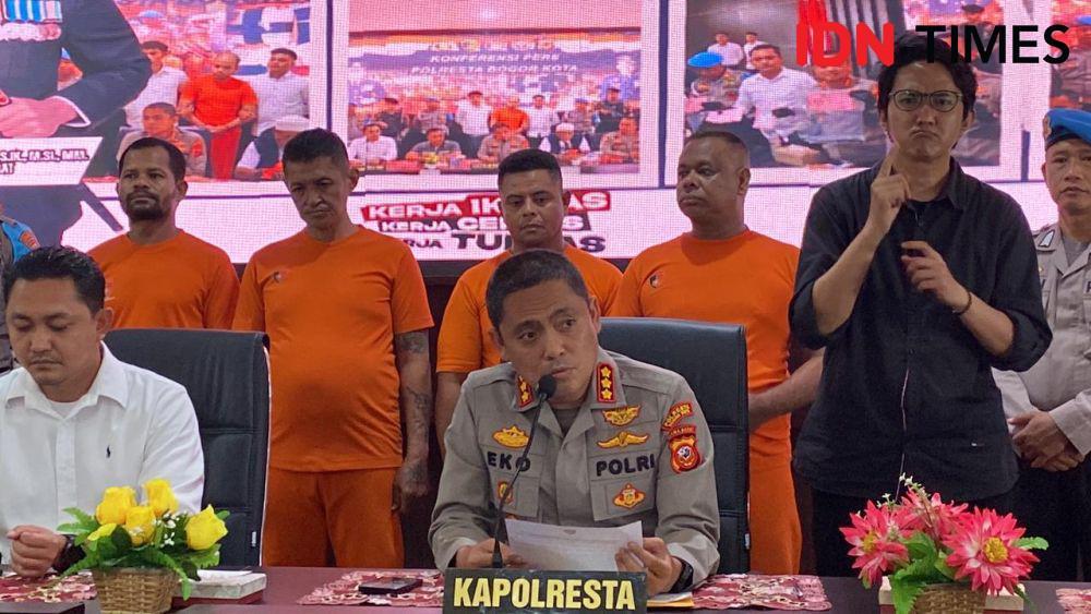 Kapolresta Bogor Kota Kombes Pol Eko Prasetyo saat ungkap kasus penembakan di Mapolresta Bogor Kota, Selasa (4/2/2025). (Linna Susanti/IDN Times).