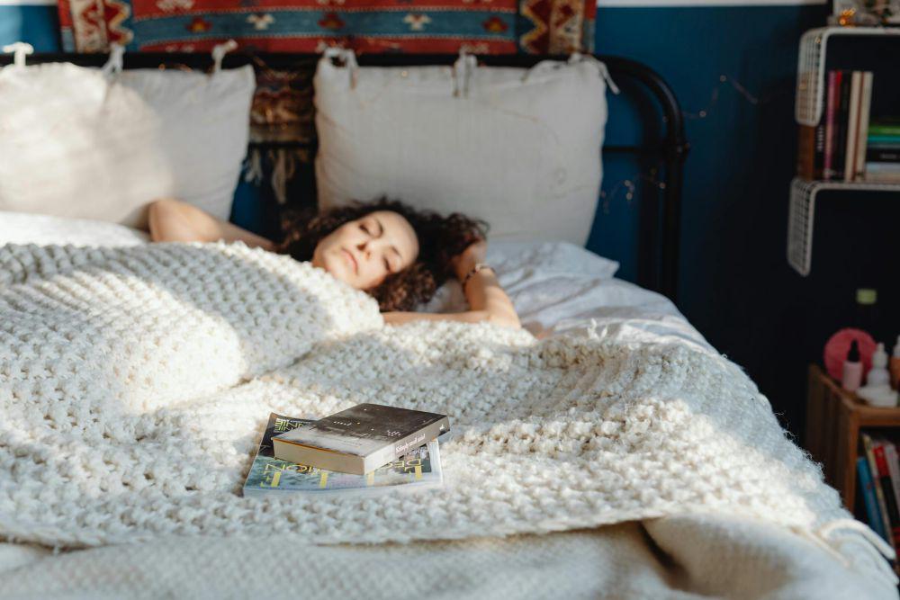 ilustrasi tidur (pexels.com/Kaboompics)