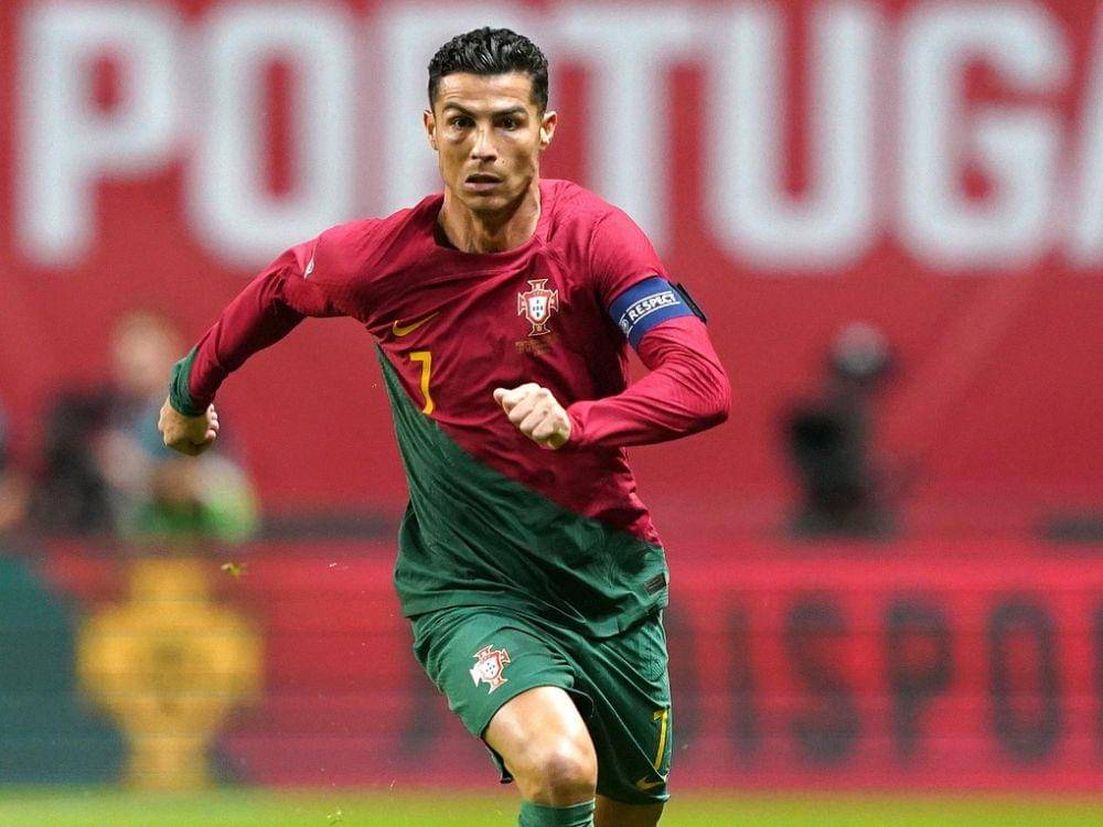 Cristiano Ronaldo (pixabay.com/u_lz4ssdkkjl)