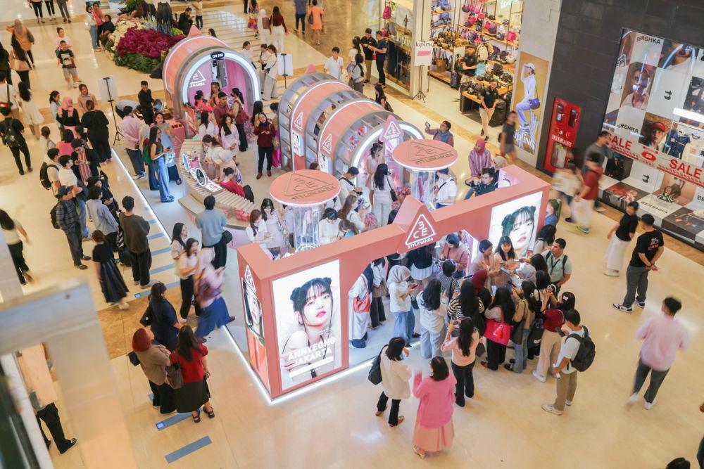 Brand Makeup Asal Korea 3CE Hadir di Indonesia, Bisa Swatch Langsung!