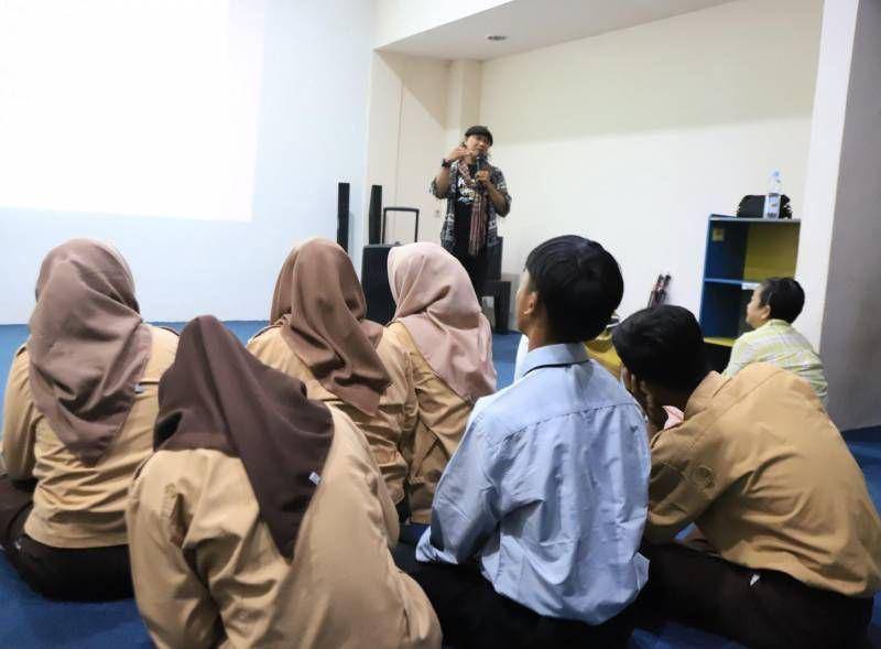 75 Orang Ikuti Kelas Fotografi DPAD Kota Tangerang