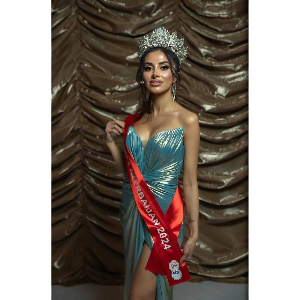 Potret Miss Global Azerbaijan 2025, Deniz Ismiyeva (instagram.com/drdeniseturan)