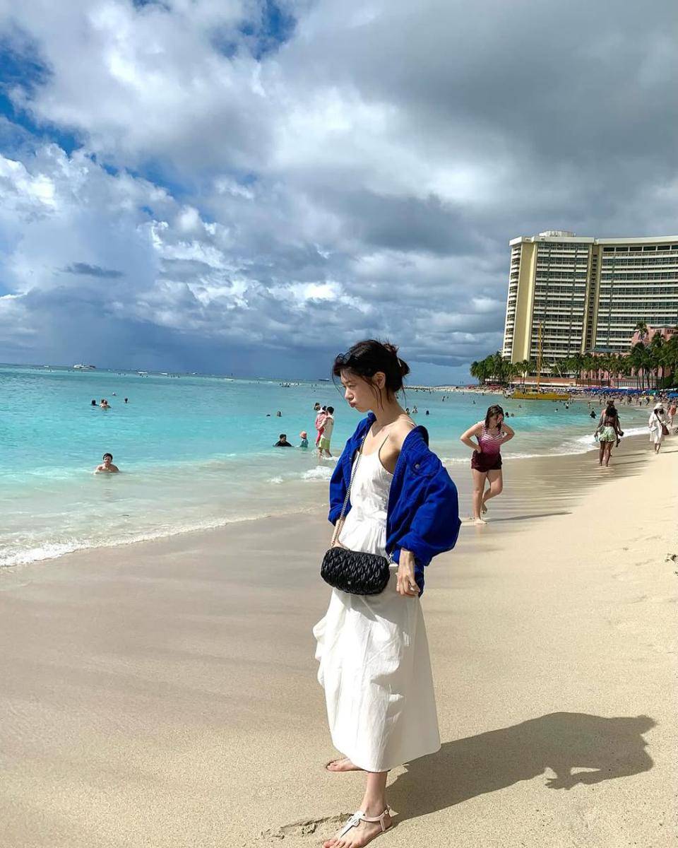 potret Jung So Min liburan di Hawaii (instagram.com/somin_jj)