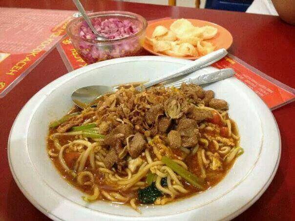 Mie Aceh Daging Sapi (https://id.pinterest.com/miksonn/)