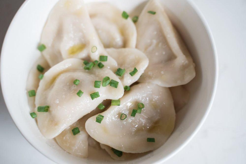 Resep Wonton Isi Tahu dengan Chili Oil untuk Sajian Akhir Pekan