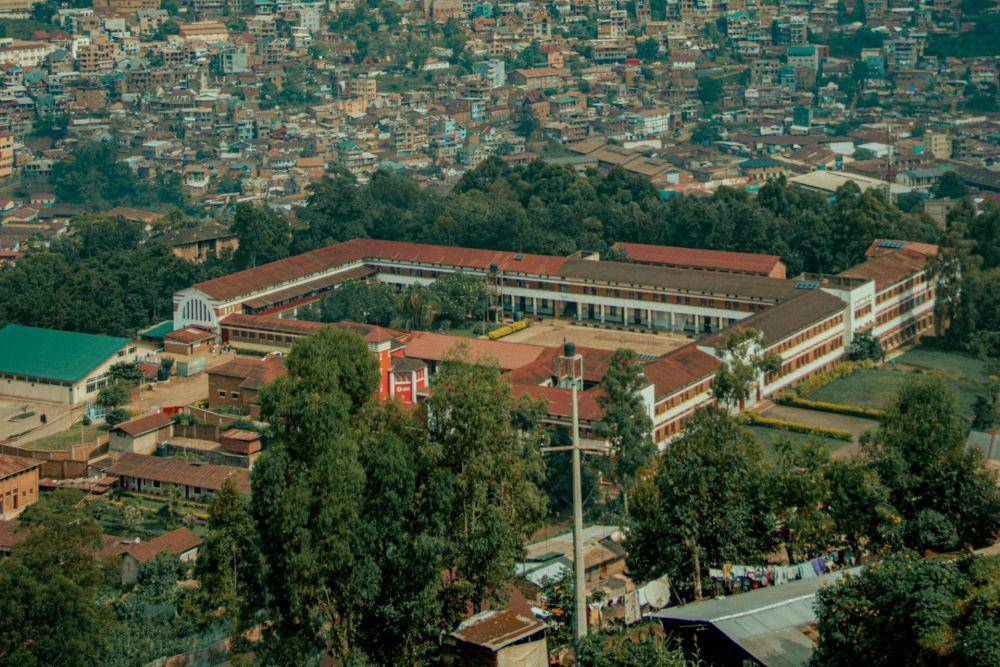 Pemandangan udara salah satu kota di Republik Demokratik Kongo (pexels.com/@edouard-mihigo-129683048/)