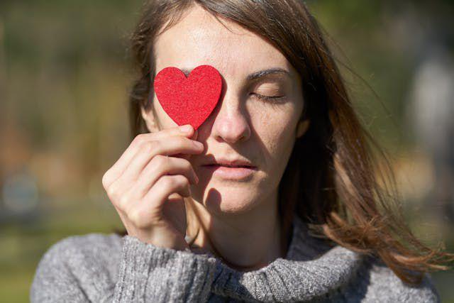 5 Tips Menghadapi Valentine Sendirian dengan Positif