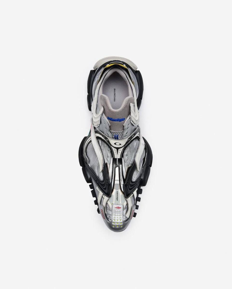 ilustrasi sepatu Balenciaga (instagram.com/balenciaga)
