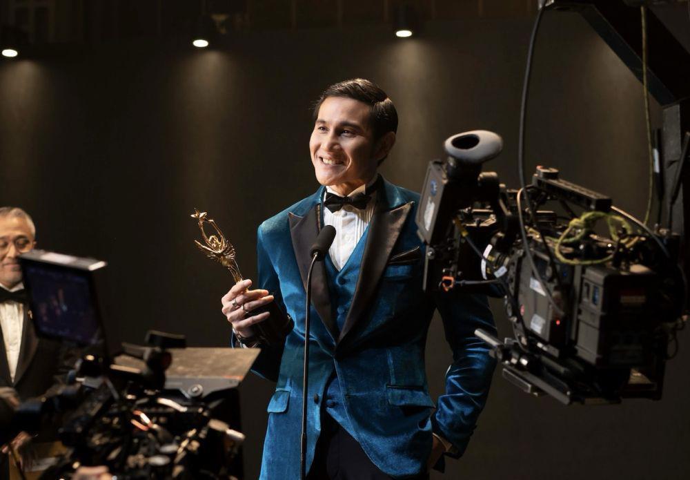 Sinopsis Lupa Daratan, Film Original Netflix Perdana Ernest Prakasa