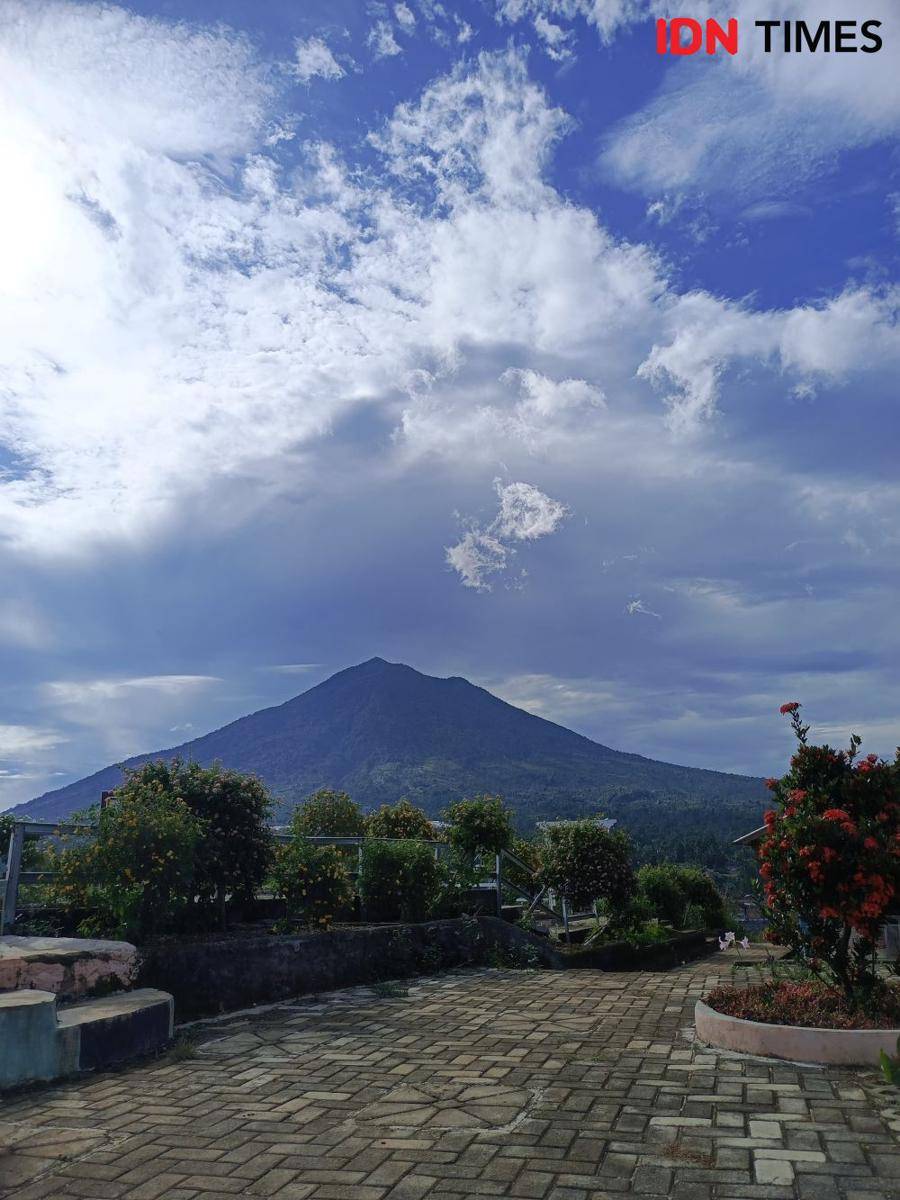 Bukit Idaman Tanggamus (IDN Times/Silviana)