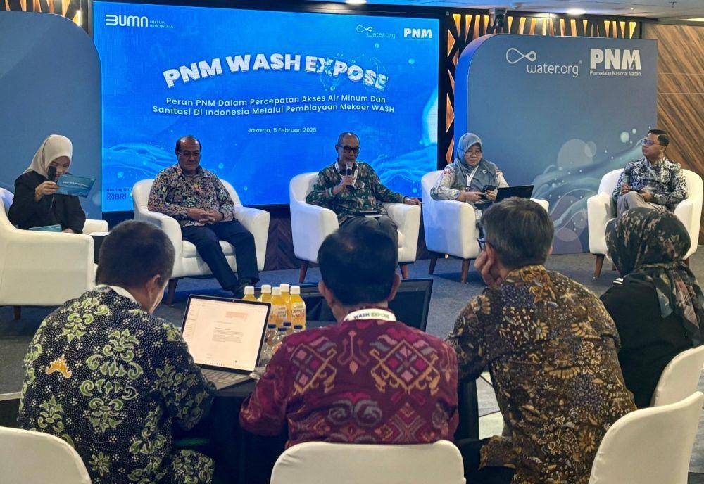 PT Permodalan Nasional Madani (PNM) terus berkomitmen untuk meningkatkan kesejahteraan ibu-ibu prasejahtera melalui berbagai inisiatif. Salah satu upaya yang dilakukan adalah melalui Program Mekaar Wash. (Dok. PNM)
