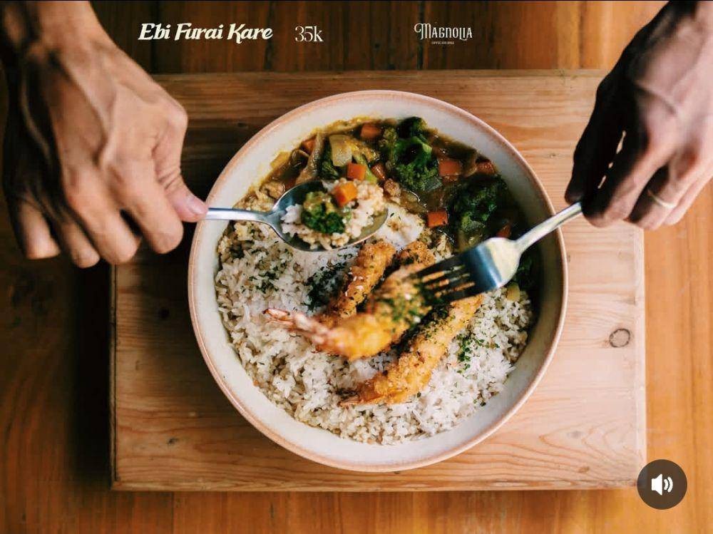 Ebi furai kare ala Magnolia Coffee. Instagram/magnolia.coffee