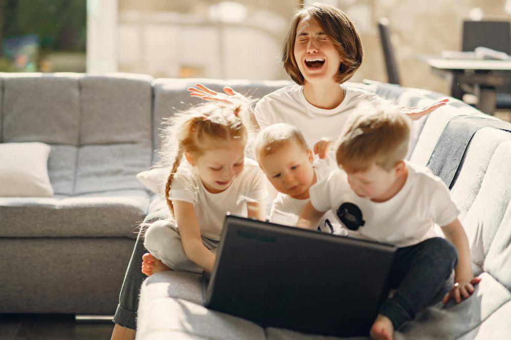 5 Cara Hadapi Dua Anak yang Suka Ribut Tanpa Drama
