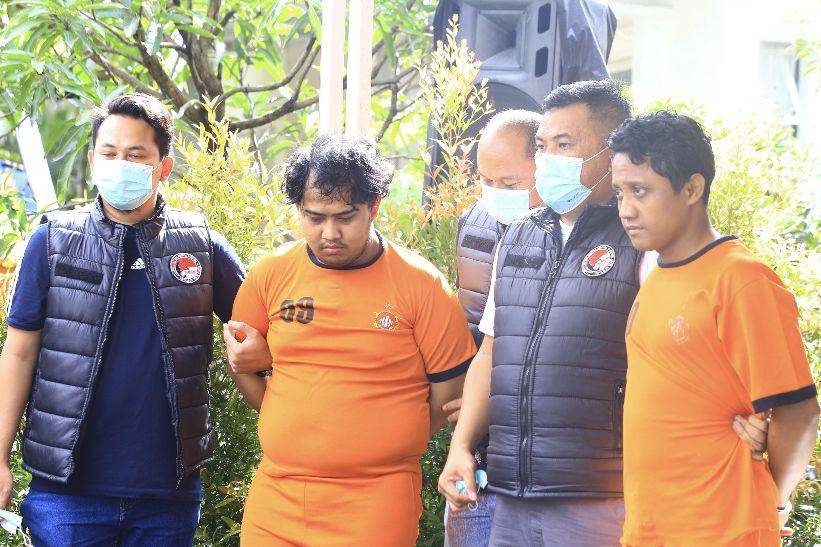 Direktorat Tindak Pidana Narkoba Bareskrim Polri mengungkap pabrik narkoba rumahan di Sentul (Dok. Humas Polri)