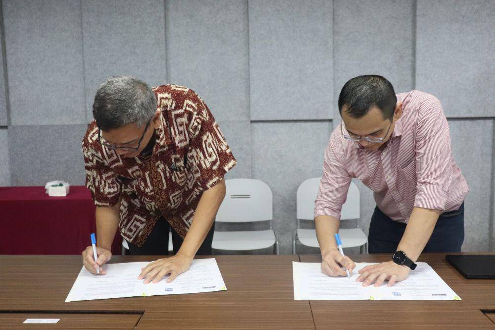 Penandatanganan MoU dari kerja sama strategis antara IT Del dengan Cyberbit. (Dok. IDN Times)