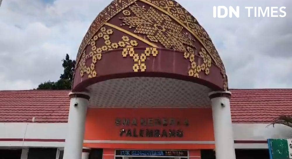 Ratusan siswa di dua sekolah negeri di Palembang terancam gagal ikuti seleksi masuk Perguruan Tingg (IDN Times/Rangga Erfizal)