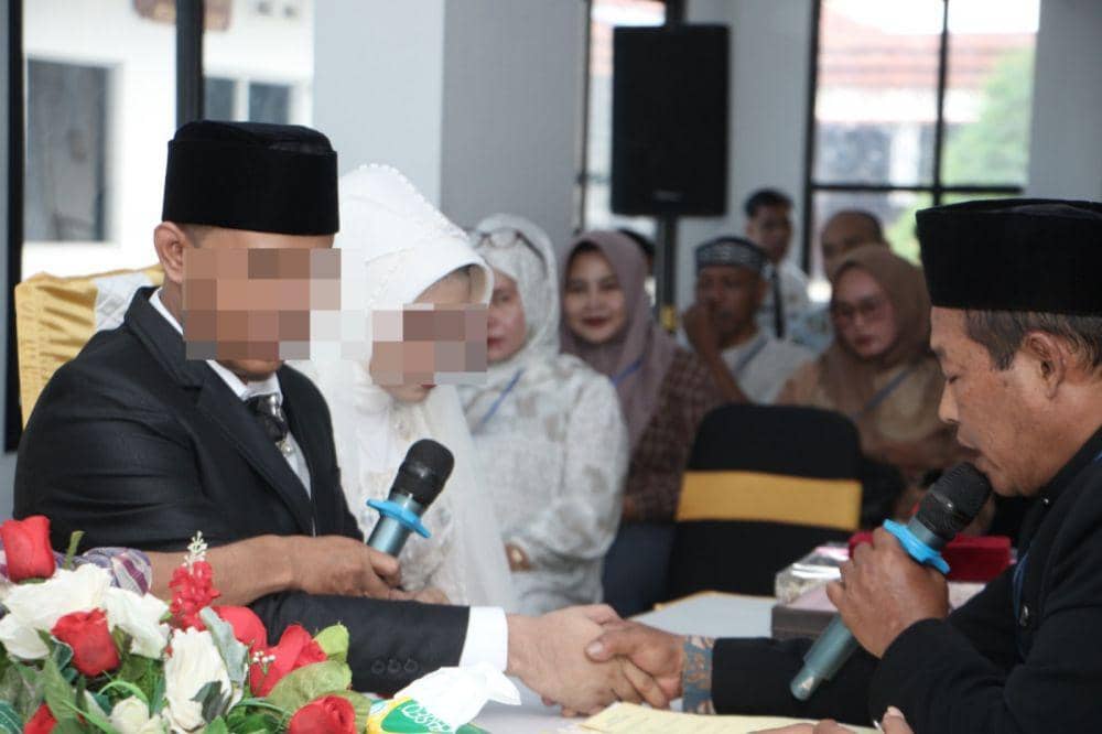 Dua Napi di Madiun Menikah di Lapas