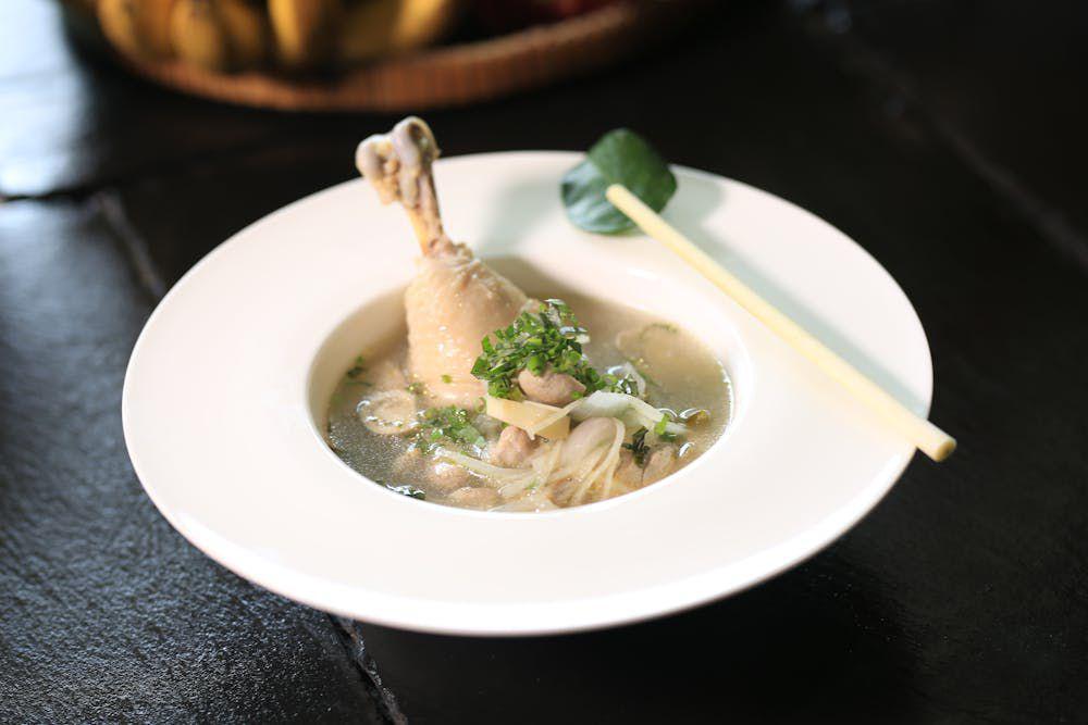Resep Ayam Pop Kuah Susu, Ide Menu Buka Puasa yang Kaya Nutrisi