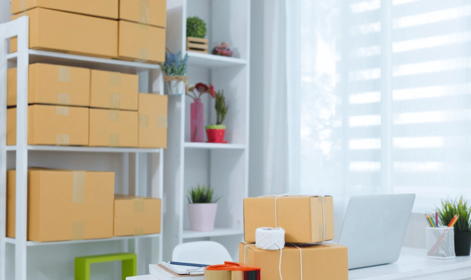 ilustrasi kotak penyimpanan (freepik.com/ jcomp)