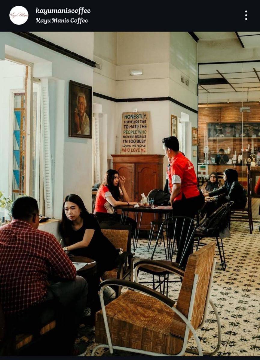 Kayu Manis Coffee and Steak, Solo (instagram.com/kayumaniscoffee)