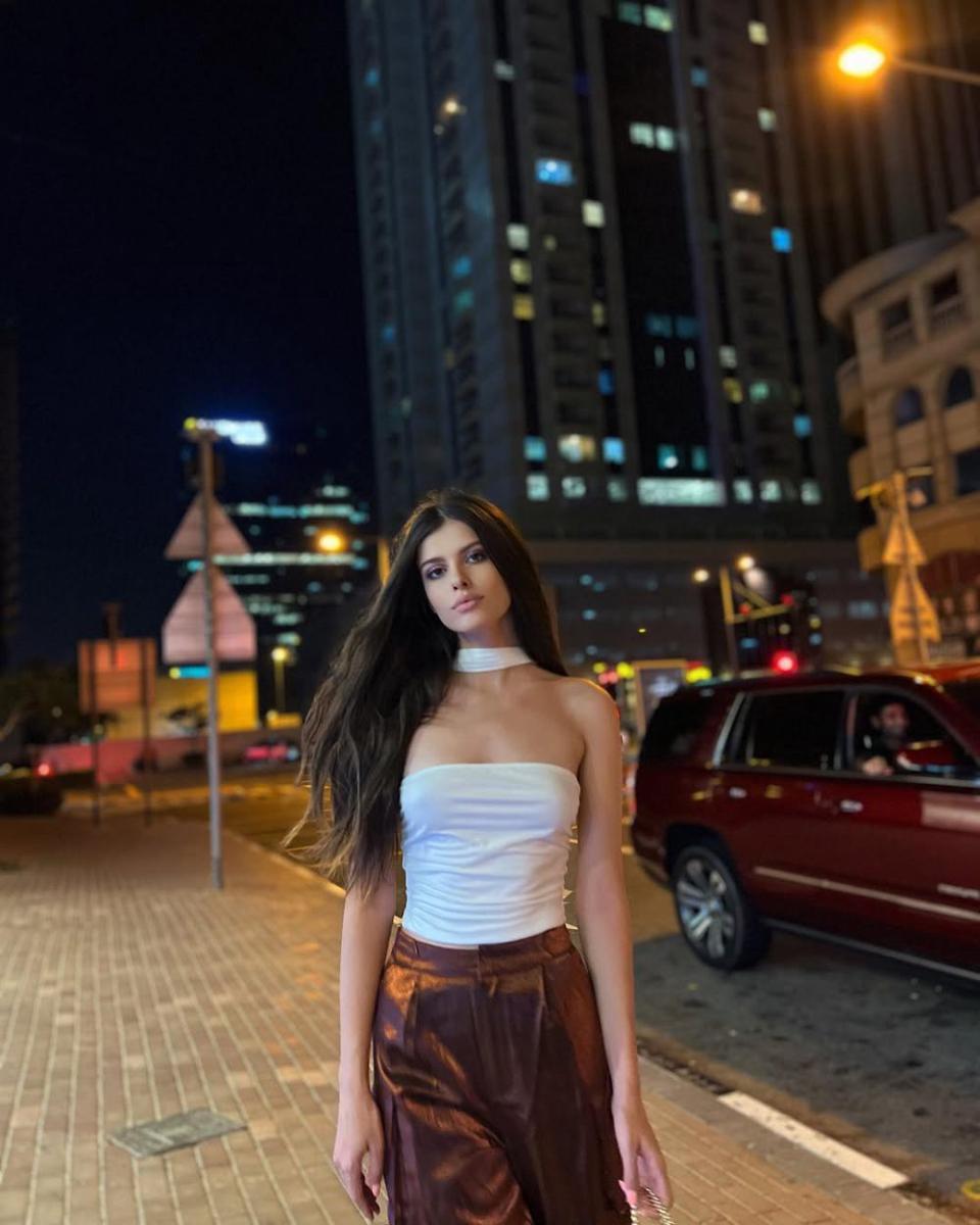 Potret Miss Supranational Rumania 2025, Ana Maria Mozăceanu (instagram.com/_annamoz)