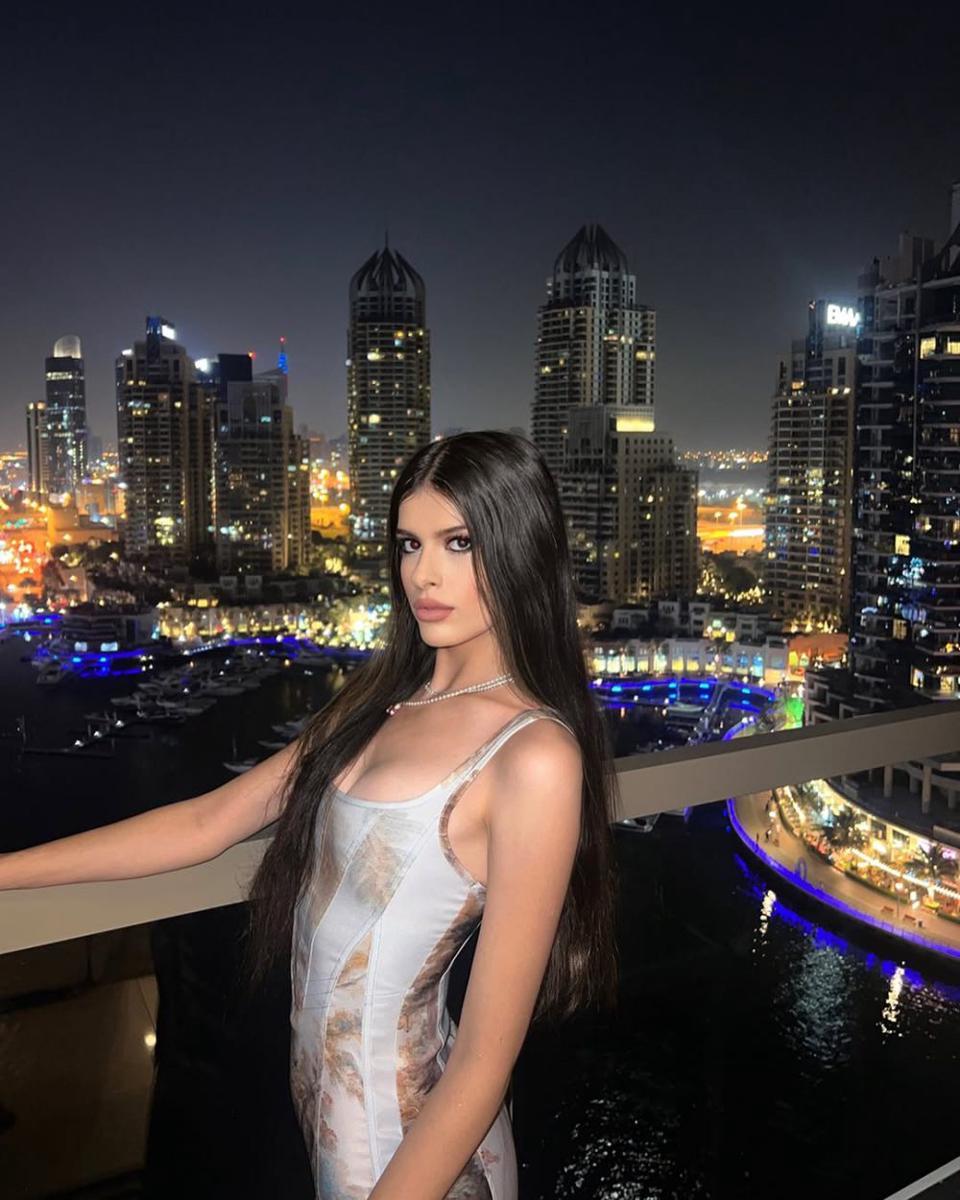 Potret Miss Supranational Rumania 2025, Ana Maria Mozăceanu (instagram.com/_annamoz)