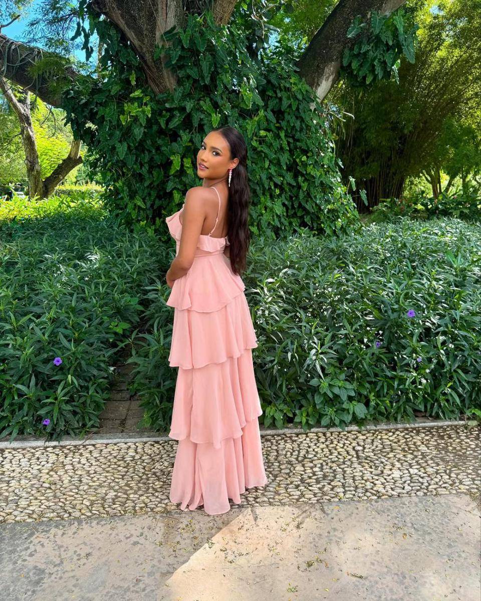 Potret Miss Supranational Kepulauan Cayman 2025, Tracey Campbell (instagram.com/ky.tracey)