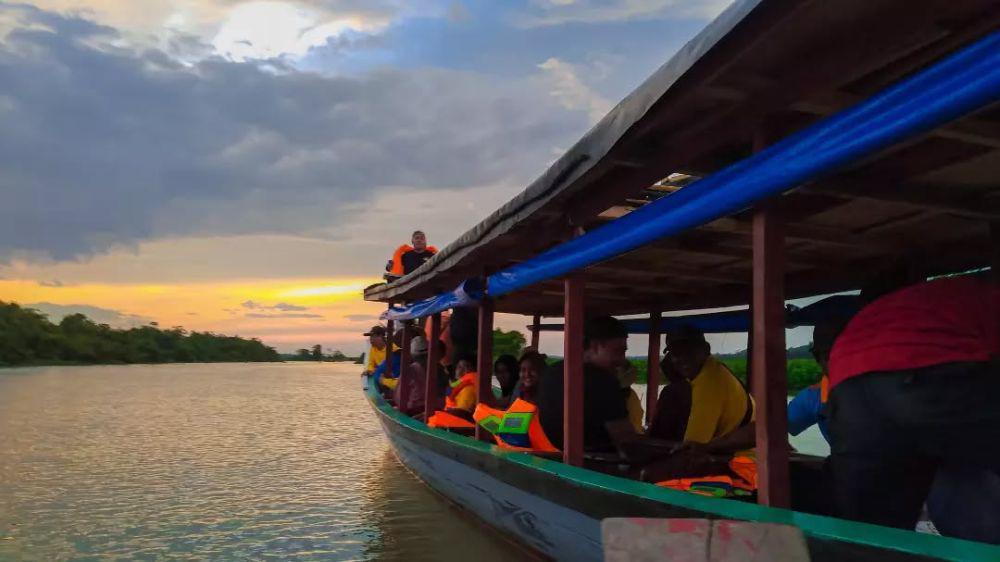 Taman Nasional Way Kambas, Ada Hidden Gems Wisata Saung Pegadungan