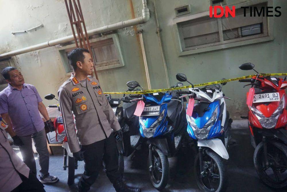 Polisi mengungkap sindikat pencurian kendaraan bermotor. (IDN Times/Tunggul Damarjati)