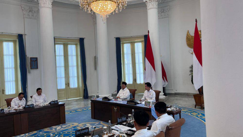 Presiden Prabowo memimpin sidang perdana Dewan Pertahanan Nasional di Istana Bogor, Jumat (7/2/2025) (dok. Istimewa)