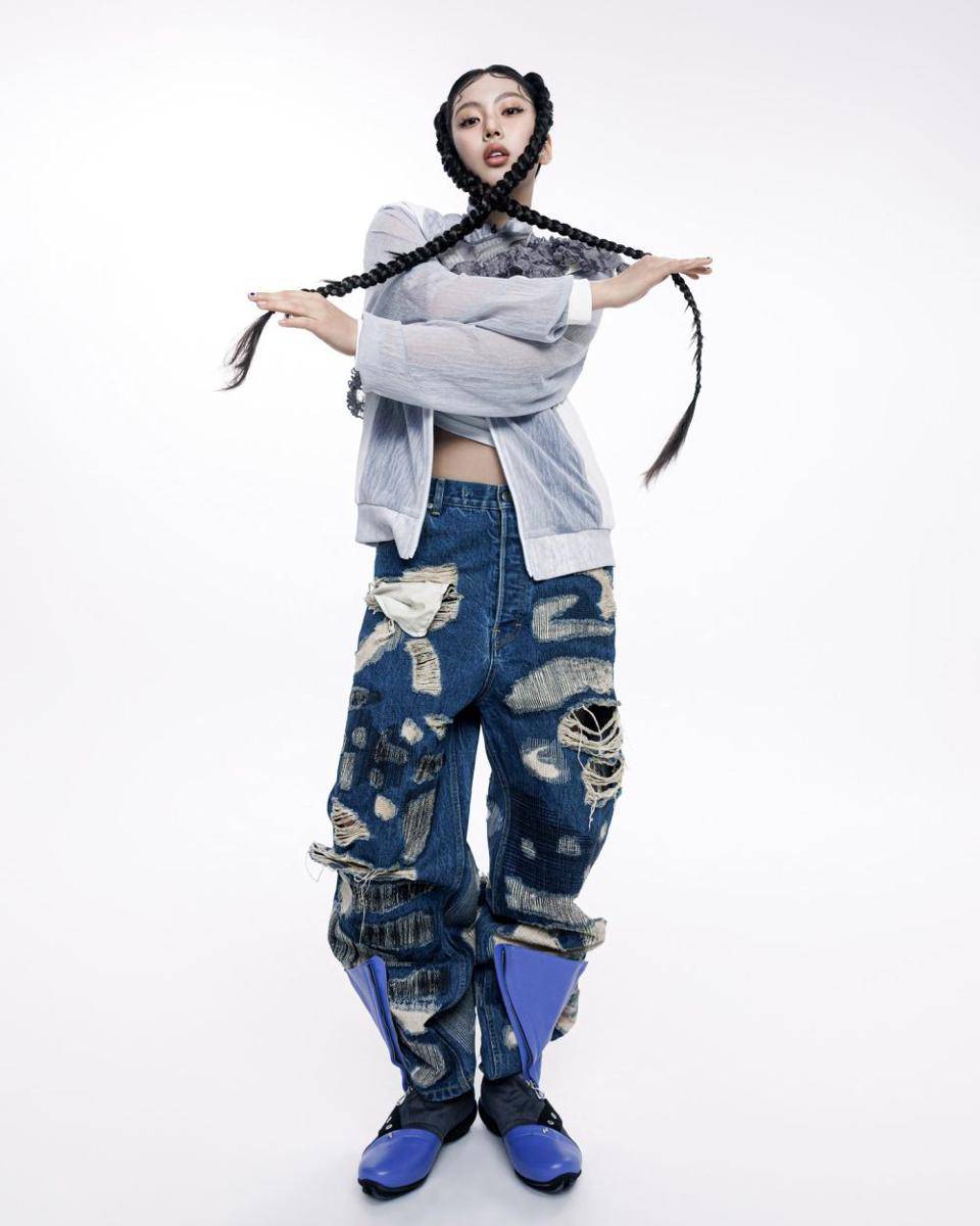 NewJeans rebranding jadi NJZ (instagram.com/njz_official)