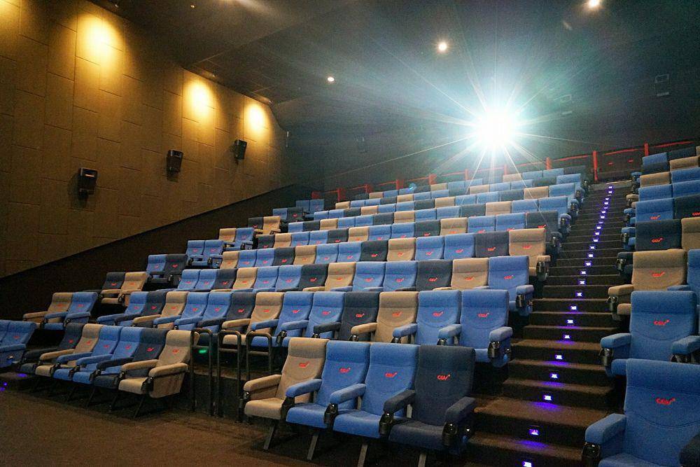 bioskop CGV (facebook.com/CGV.ID)