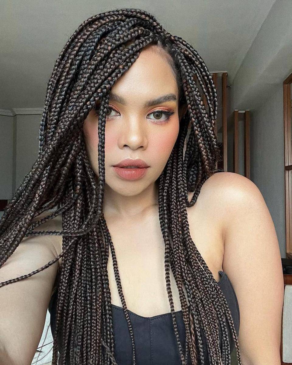 gaya makeup natural ala Lifni Sanders (instagram.com/lifnisanders)