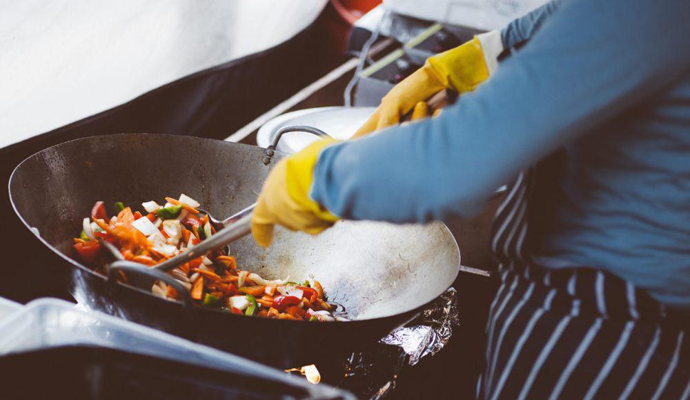 10 Alternatif Praktis Memasak Tanpa Gas Elpiji, Pas Buat Rumahan