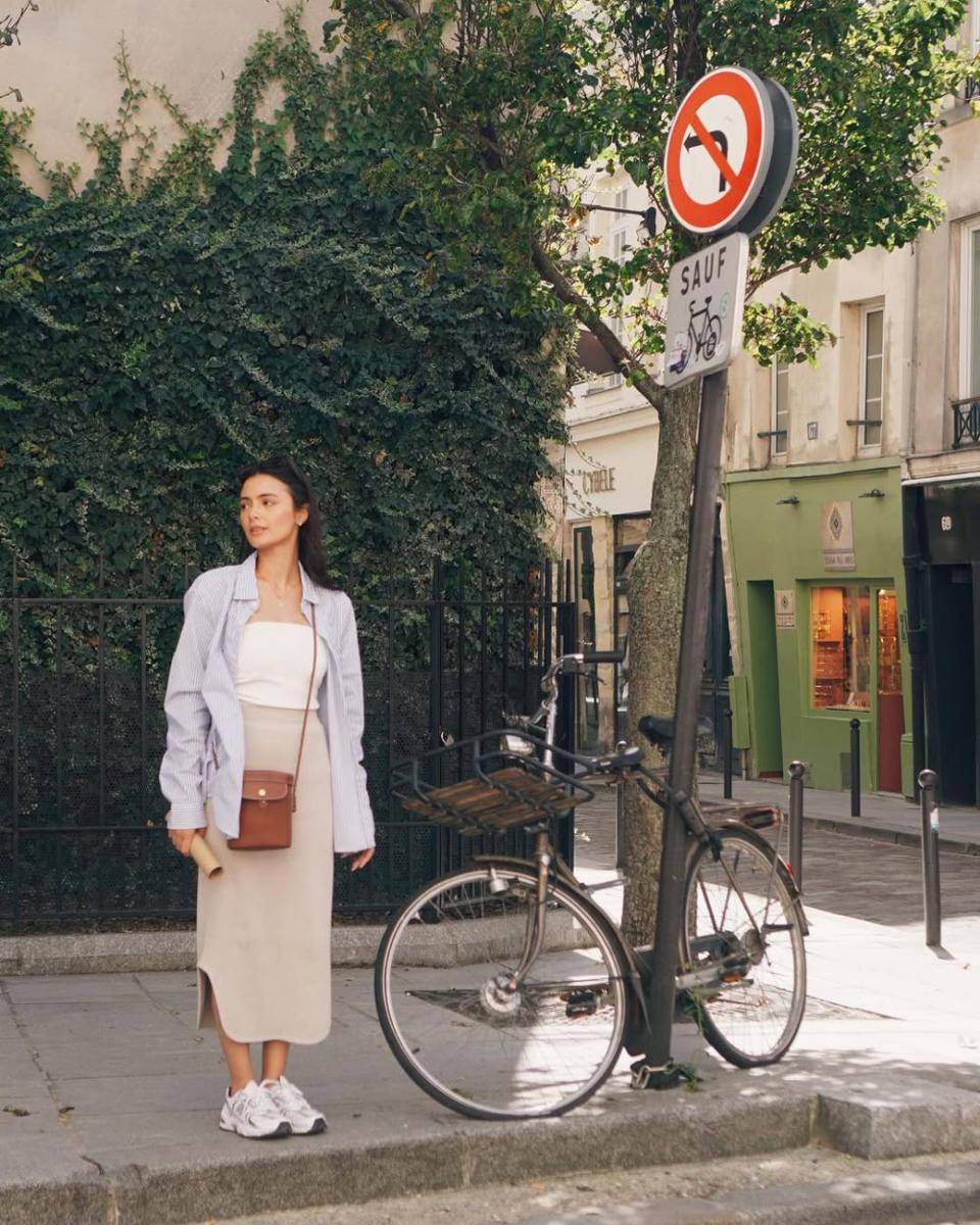 padu padan clean outfit ala gen z (instagram.com/amandarawles)