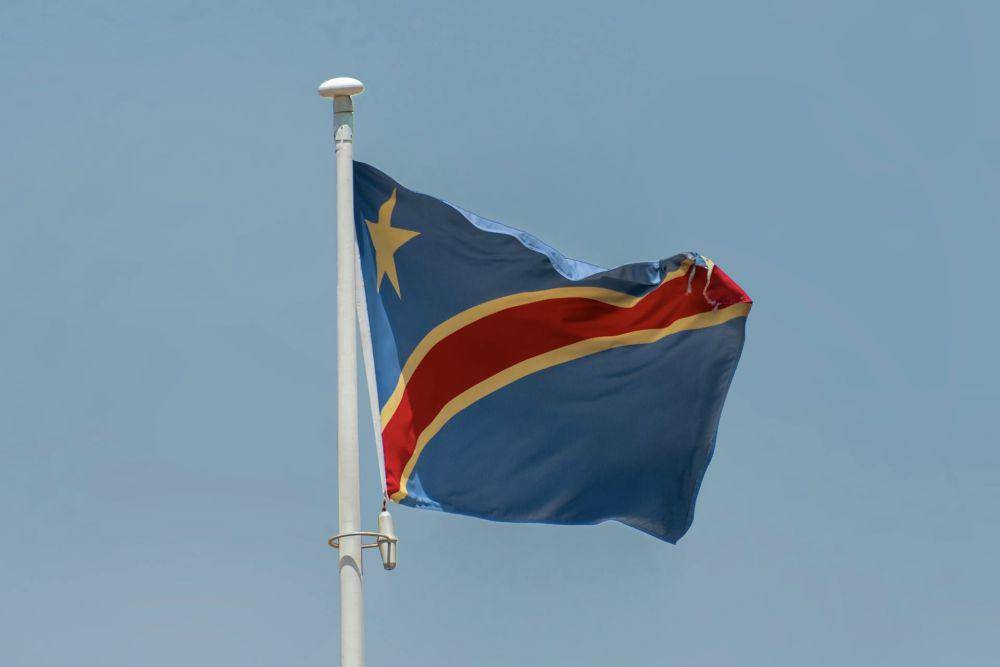 Bendera Republik Demokratik Kongo (pexels.com/aboodi vesakaran)