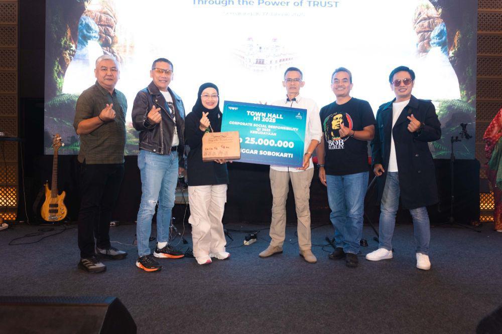 AdMedika Berikan Dukungan untuk Sanggar Sobokartti Semarang