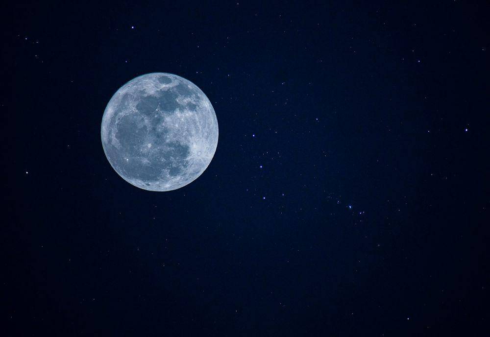 ilustrasi konjungsi Bulan dan Mars (unsplash.com/Nacho Monge)