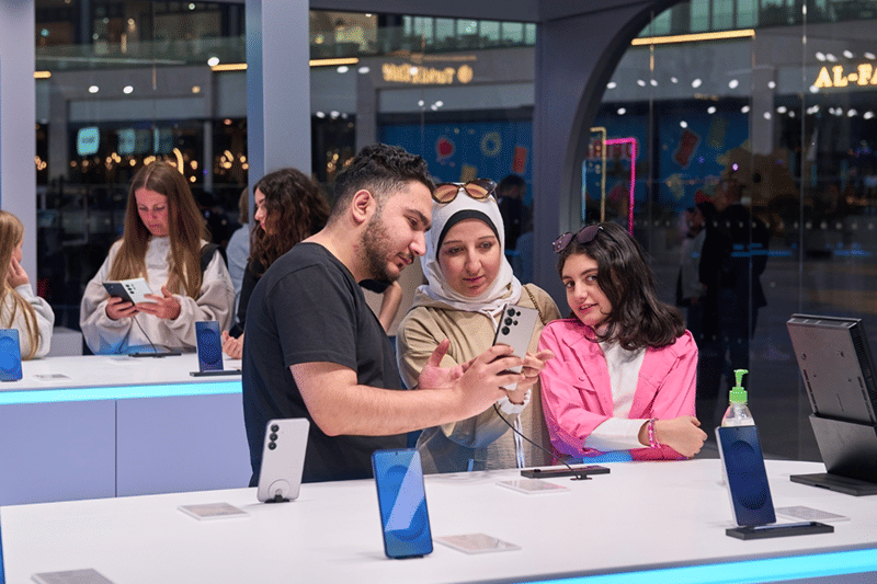 Dubai The Bay Festival City Mall, Galaxy Experience Space, (Dok. Samsung)